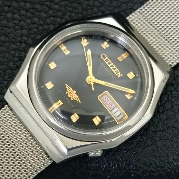 Vintage 1982 Citizen Automatic Mens Silver Watch W/daydate & Gold accents